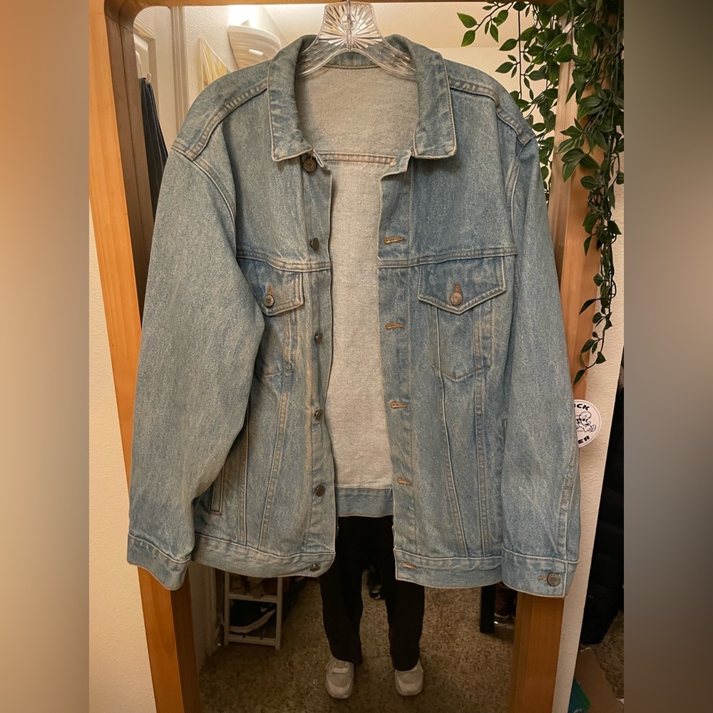 Oversized Jean jacket, Brandy Melville one size fits all (small/medium)